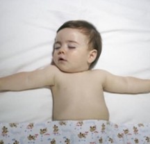 Сон ребенка 2-4 месяцев